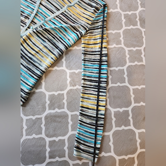 *Missoni Striped Lightweight Button Up Cardigan - Women's Small - Picture 6 of 10